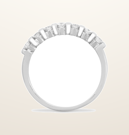 IT_ROLE:presentation_crop | 9ct White Gold Natural Diamond Ring