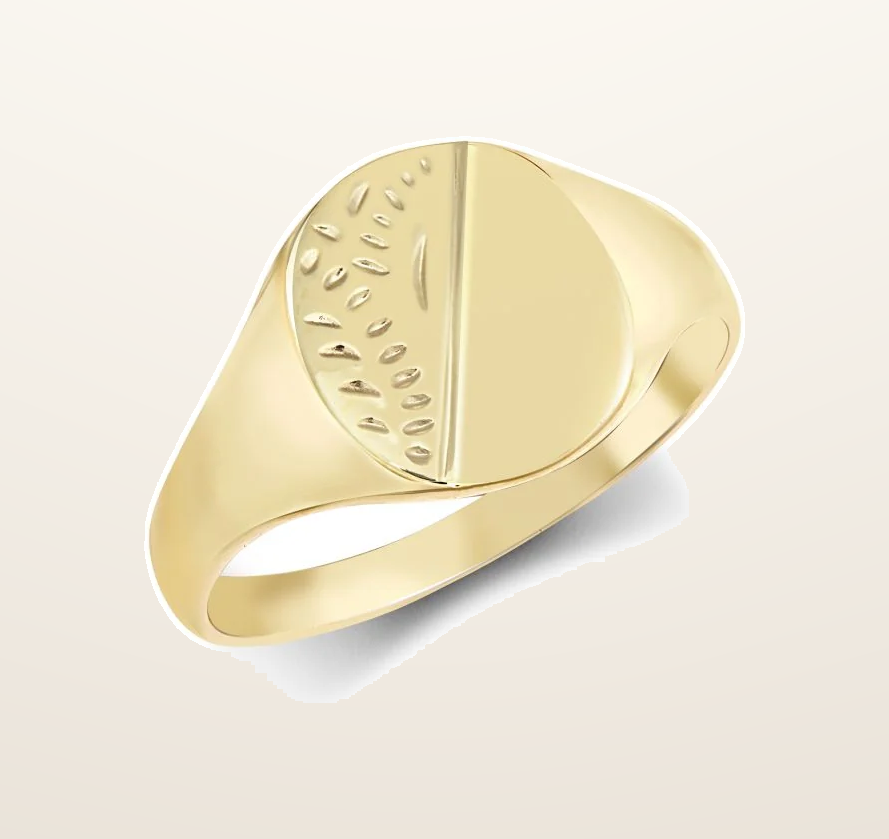 IT_ROLE:presentation_crop | 9ct Yellow Gold Signet Ring Half-Engraved