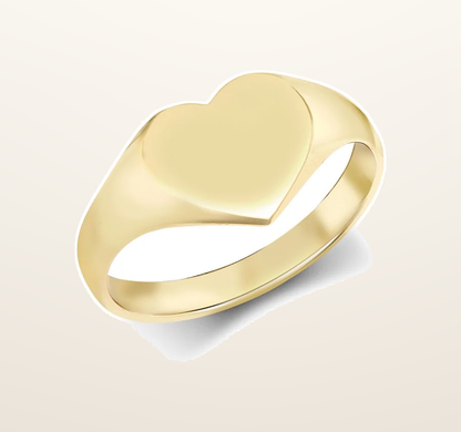 IT_ROLE:presentation_crop | 9ct Yellow Gold Signet Ring Heart