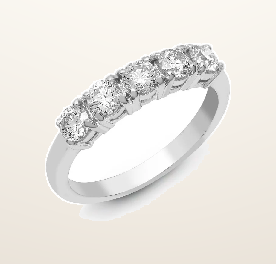 IT_ROLE:presentation_crop | 950 Platinum 0.25ct Natural Diamond 5 stone Ring