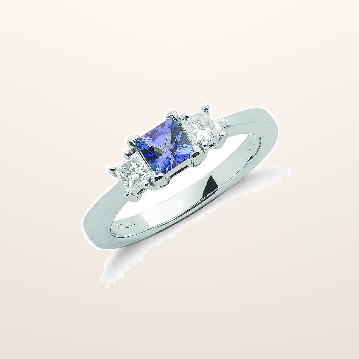 IT_ROLE:studio_clean | 18ct White Gold Princess Cut 0.20ct Diamond & 0.5ct Tanzanite Ring