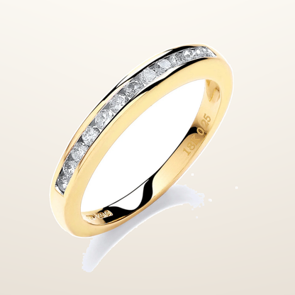 IT_ROLE:studio_clean | 18ct Yellow Gold 0.25ctw Diamond Eternity Ring