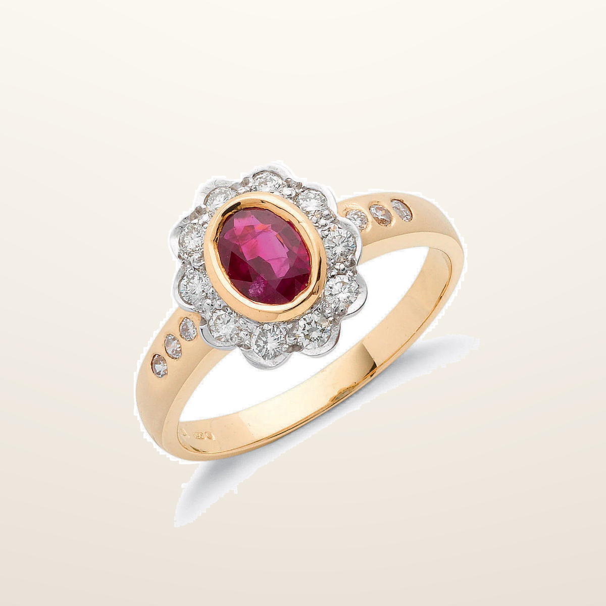 IT_ROLE:studio_clean | 18ct Yellow Gold 0.36ct Diamond & 0.90ct Ruby Cluster Ring