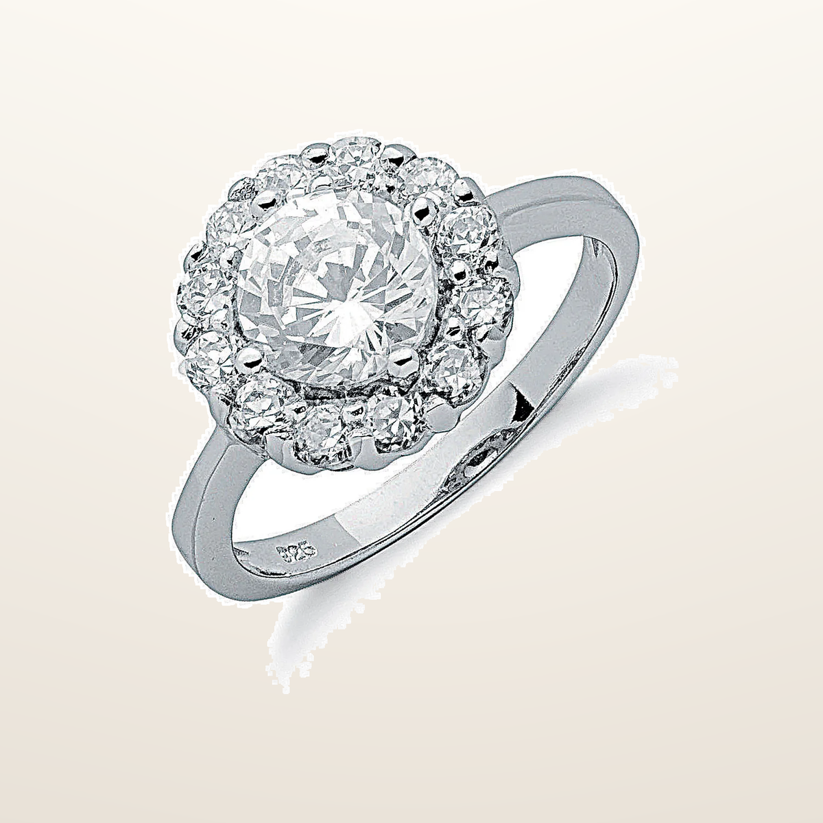 IT_ROLE:studio_clean | Silver Claw Set Cubic Zirconia Cluster Ring
