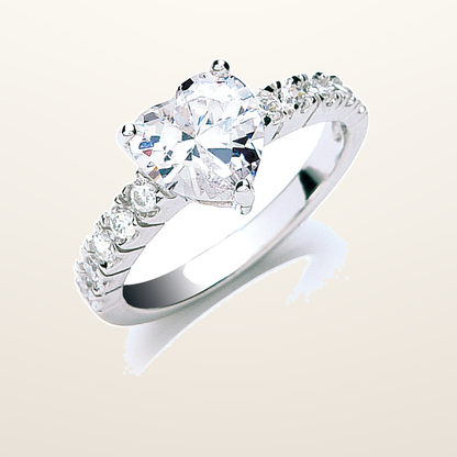 IT_ROLE:studio_clean | Silver Claw Set Heart Cubic Zirconia Solitaire Ring