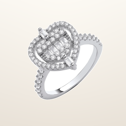 IT_ROLE:studio_clean | Silver Heart Halo Style Ring