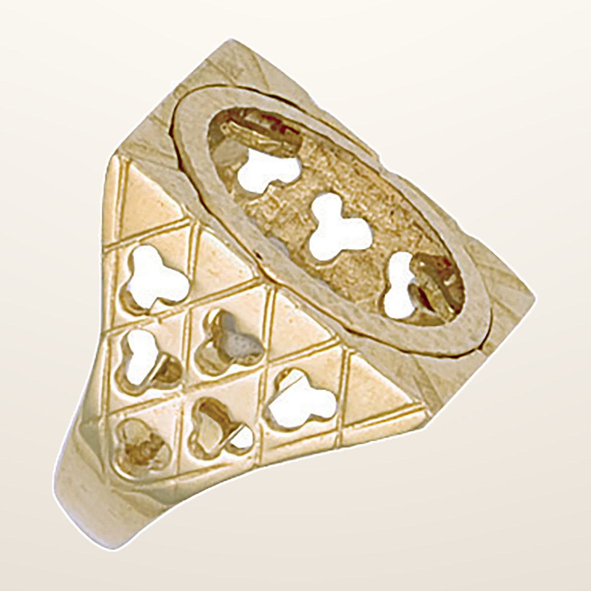 IT_ROLE:studio_clean | Yellow Gold (Half) Square Top Sovereign Ring
