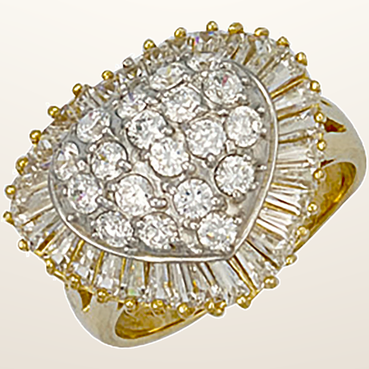 IT_ROLE:studio_clean | Yellow Gold Cubic Zirconia Heart Cluster Ring