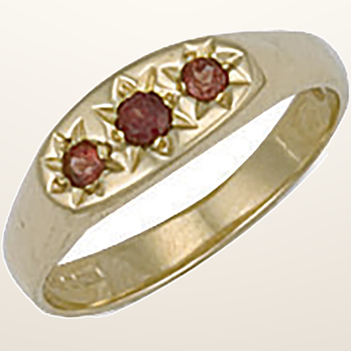 IT_ROLE:studio_clean | Yellow Gold Garnet 3 Stone Baby Gipsy Ring