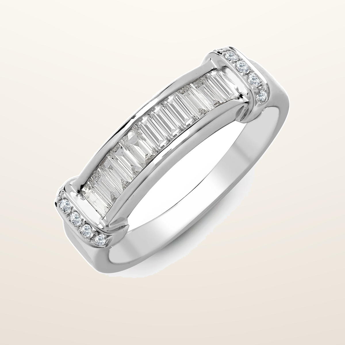 IT_ROLE:studio_clean | 18ct White Gold 0.52ct Natural Diamond Round Brilliant Cut & Baguette Ring