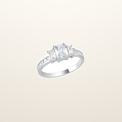 IT_ROLE:studio_clean | 925 Silver Cubic Zirconia Trilogy Bageutte Ring