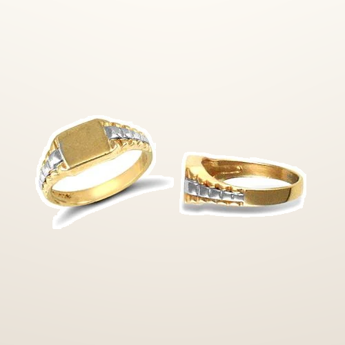 IT_ROLE:studio_clean | 9ct Yellow Gold Children's Signet Ring