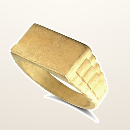 IT_ROLE:studio_clean | 9ct Yellow Gold Initial Blank Ring