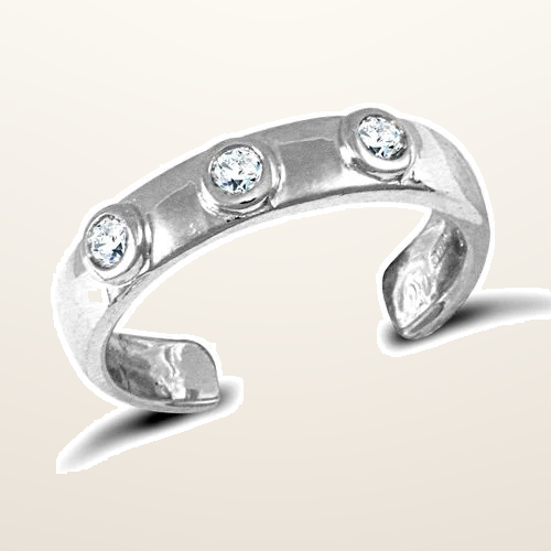IT_ROLE:studio_clean | 9ct White Gold Cubic Zirconia Toe Ring