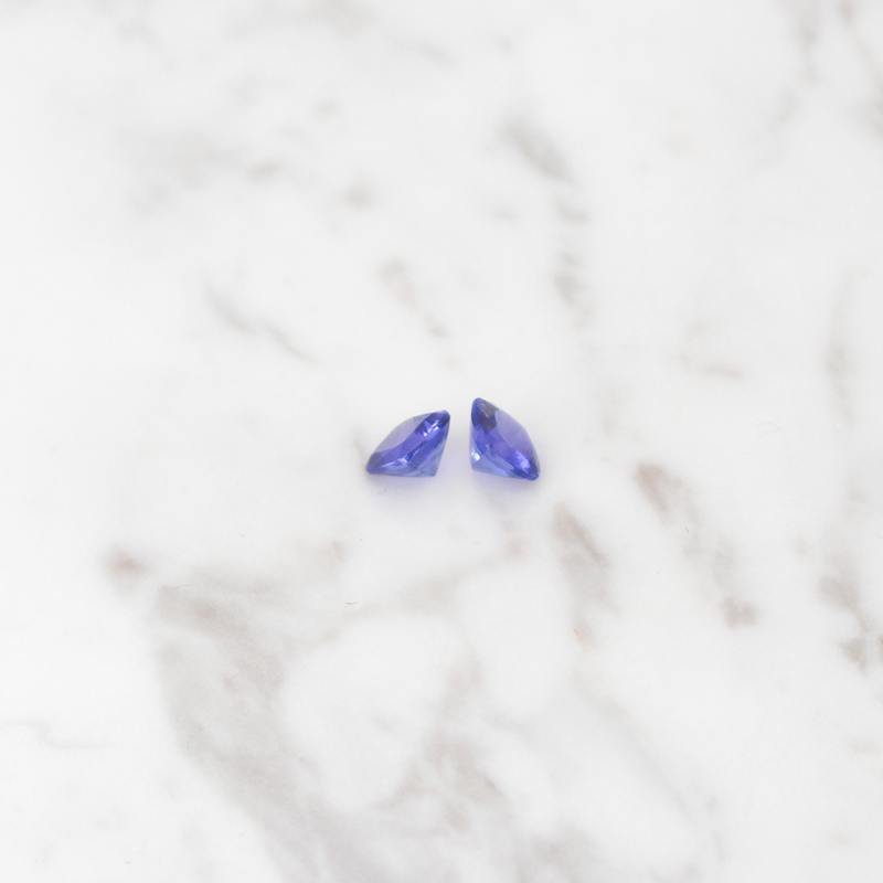 Tanzanite Medium 2 Stone - 2.5CT - Square Cut