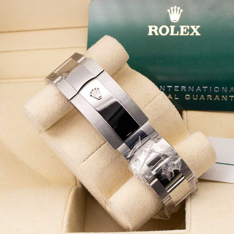 Rolex Sky-dweller Blue 326934 Oyster Bracelet Blue Dial Stainless Steel 2021 Unworn Condition Fluted Bezel 42 Mm Mechanical Watch - product image from Im...