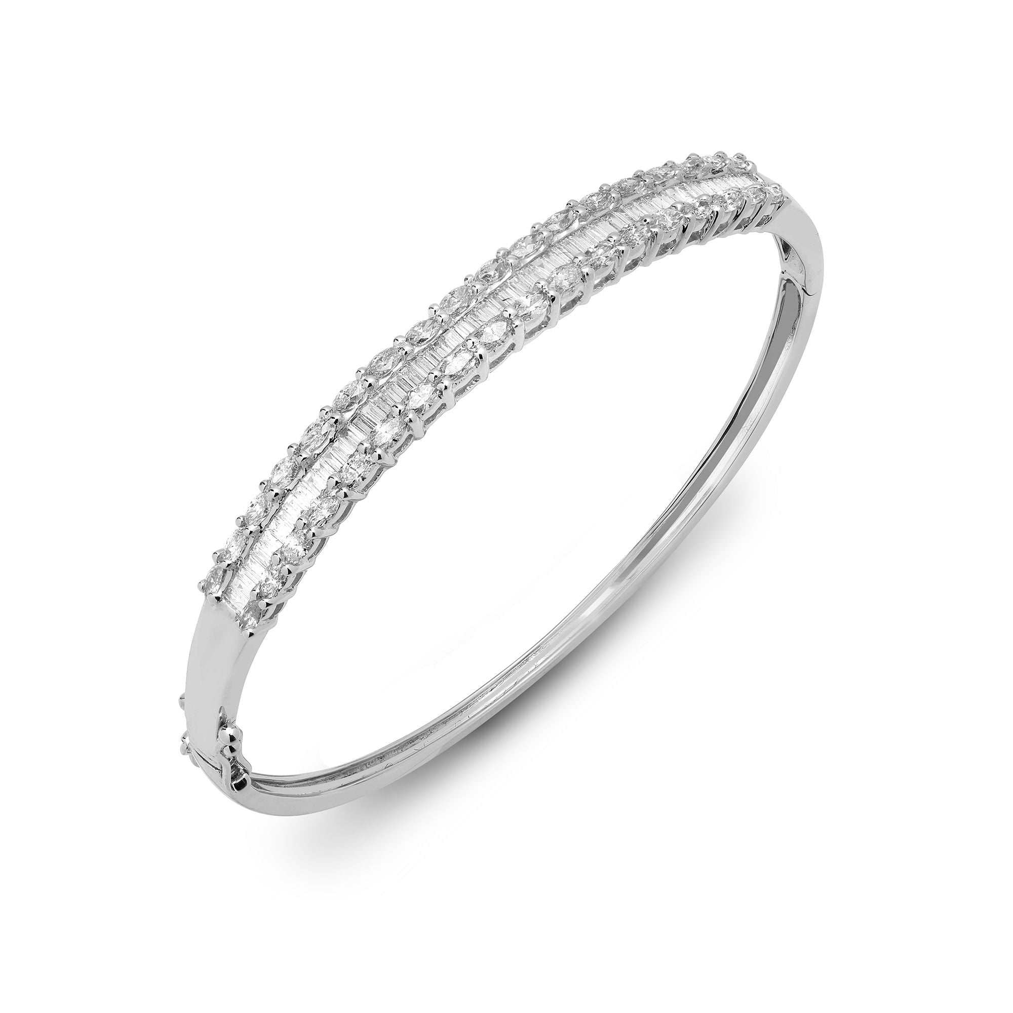 18ct White Gold Natural Diamond Bangle (18BG004) – product view