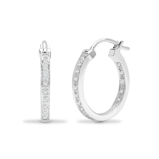 18ct White gold 21pt Natural Diamond creole Hoop Earrings. – side view