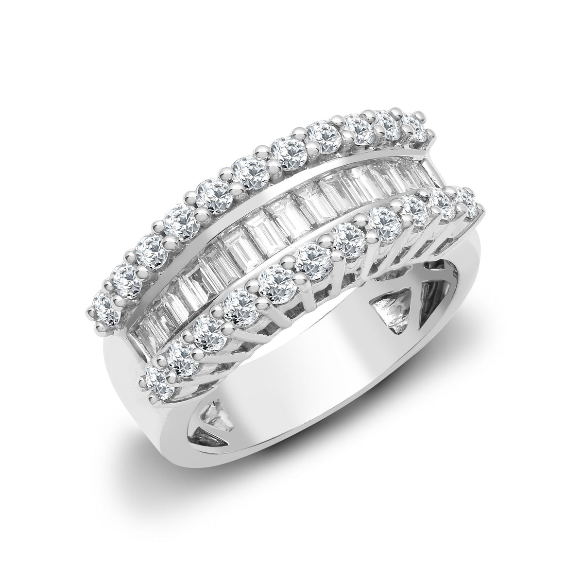 18ct White Gold Natural Diamond Ring (18R646) – product view