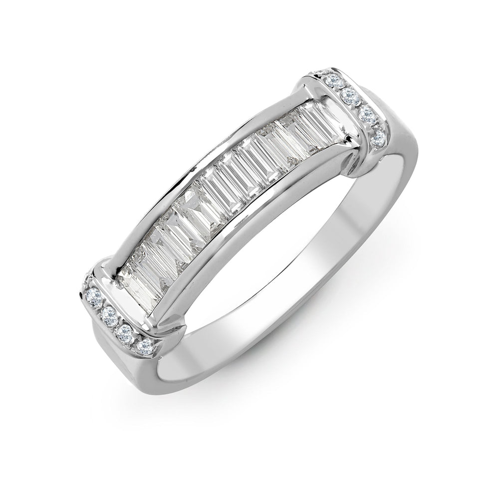 Anello in oro bianco 18 carati con diamante naturale da 0,52 carati, taglio brillante rotondo e baguette