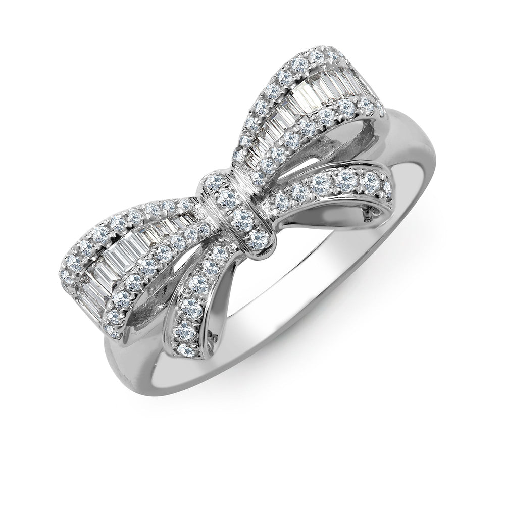 Anello Fiocco in Oro Bianco 18kt con Diamanti Naturali Taglio Rotondo Brillante e Baguette 0.46ct