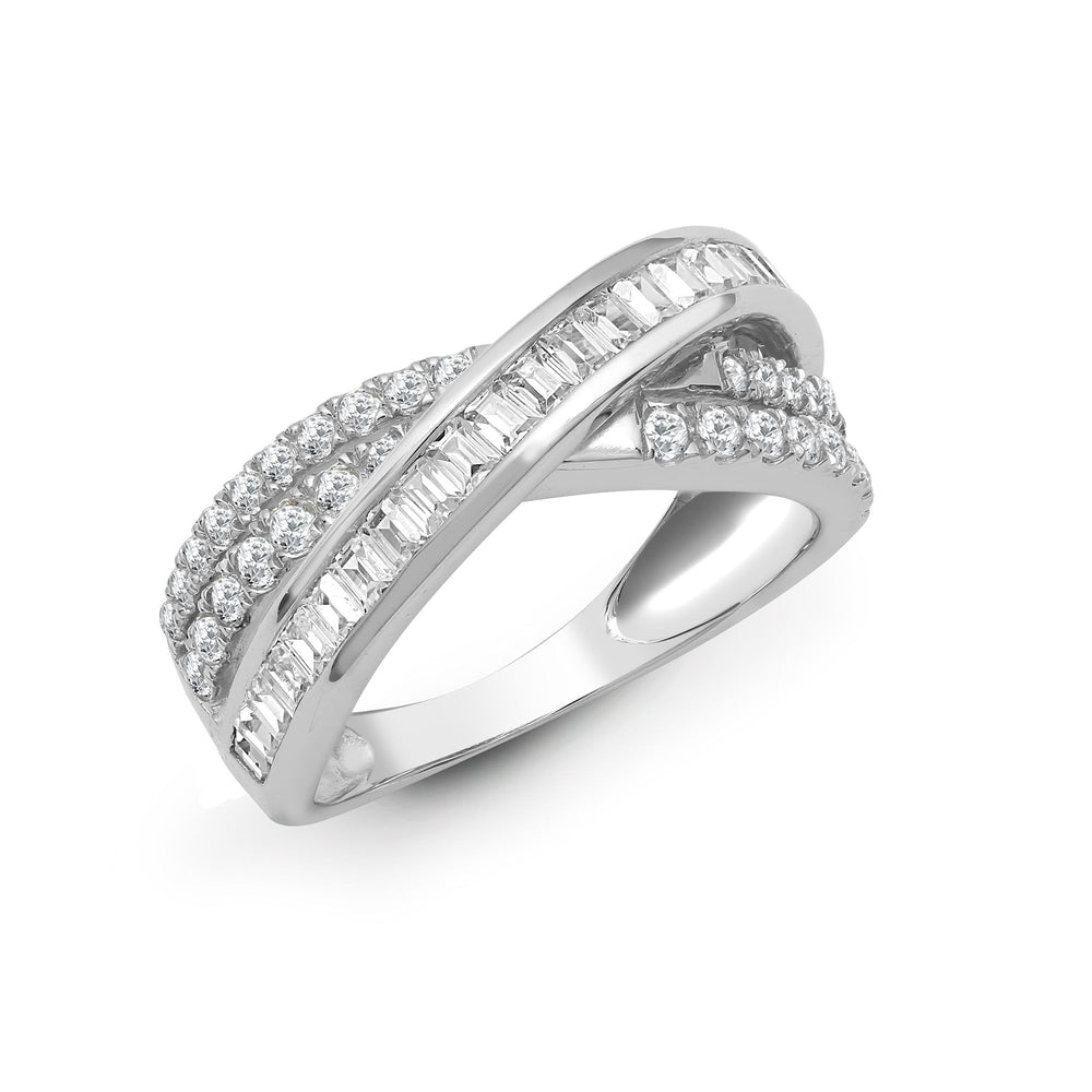 Anello in oro bianco 18kt con diamanti naturali taglio brillante e baguette da 1.14ct
