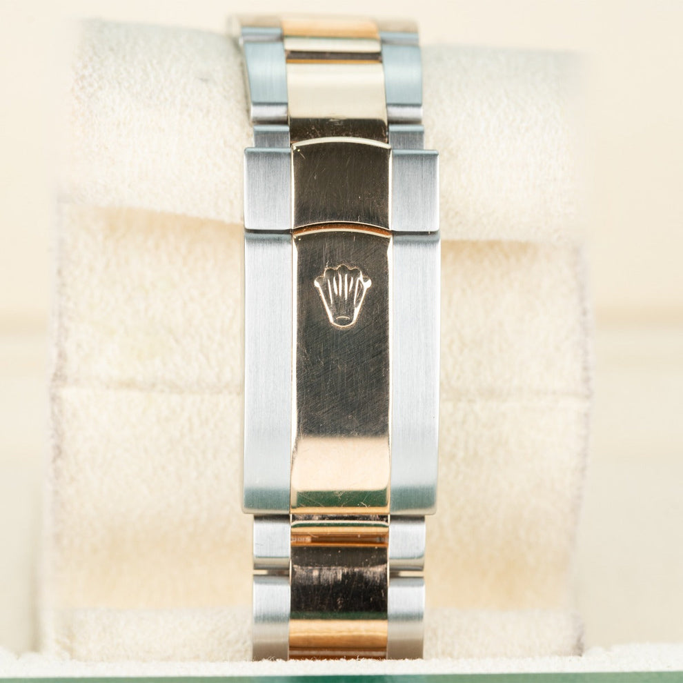Rolex Datejust 36 116261 Oyster Bracelet White Dial Rose Gold 2005 Pristine Condition Thurn-o-graph 36mm Mechanical Watch - product image from Imp...