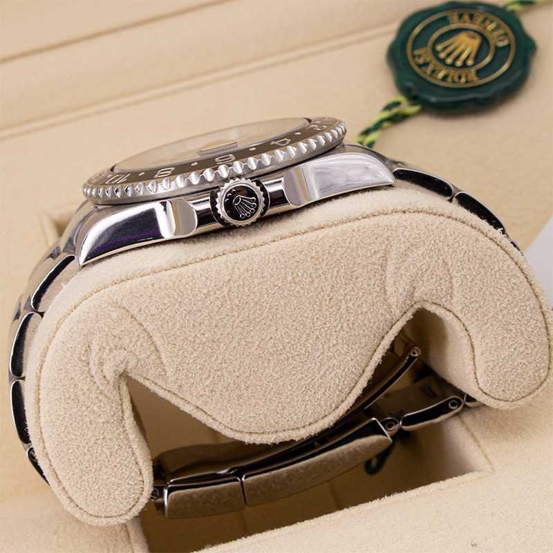 Rolex GMT-MASTER II 116710LN - Black Dial - 2015 Image