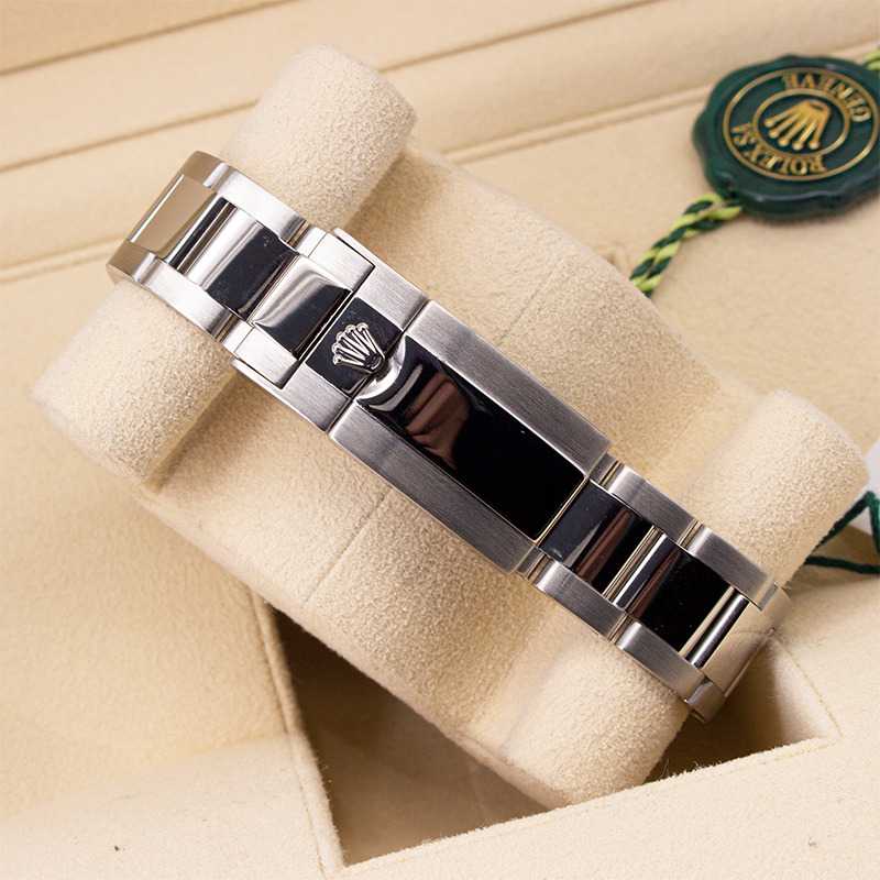 Rolex GMT-MASTER II 116710LN - Black Dial - 2015 Image