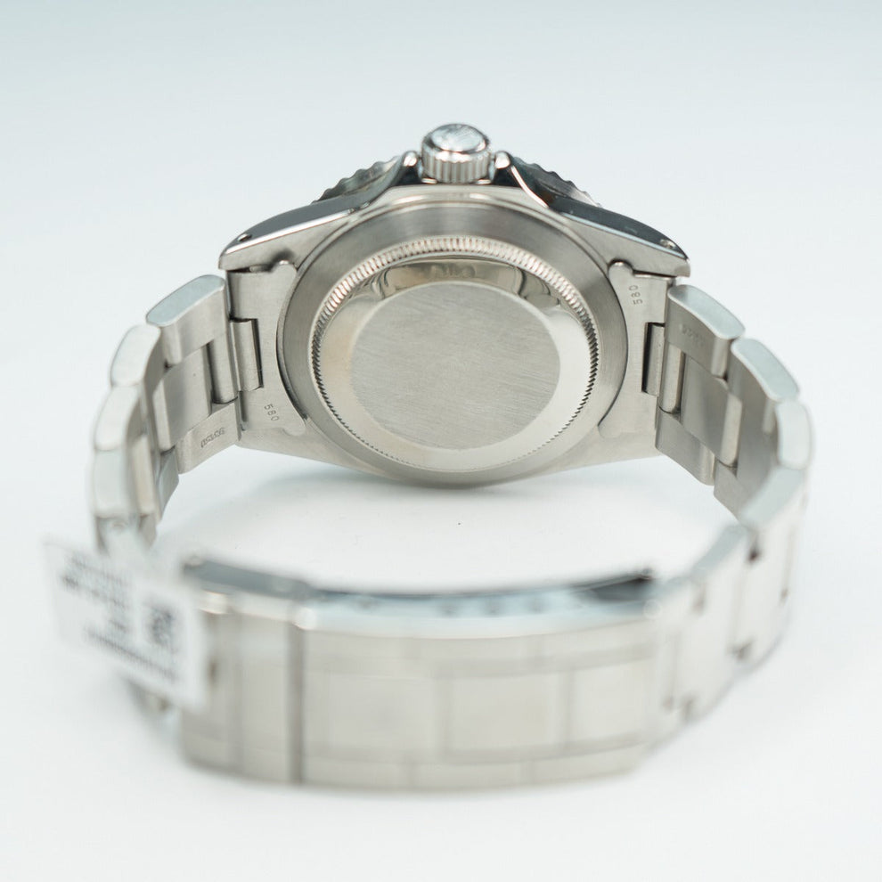 Rolex Submariner Date 16800 Oyster Bracelet Black Dial Stainless Steel 1979 Pristine Condition Bidirectional Rotating 40 Mm - product image from Im...