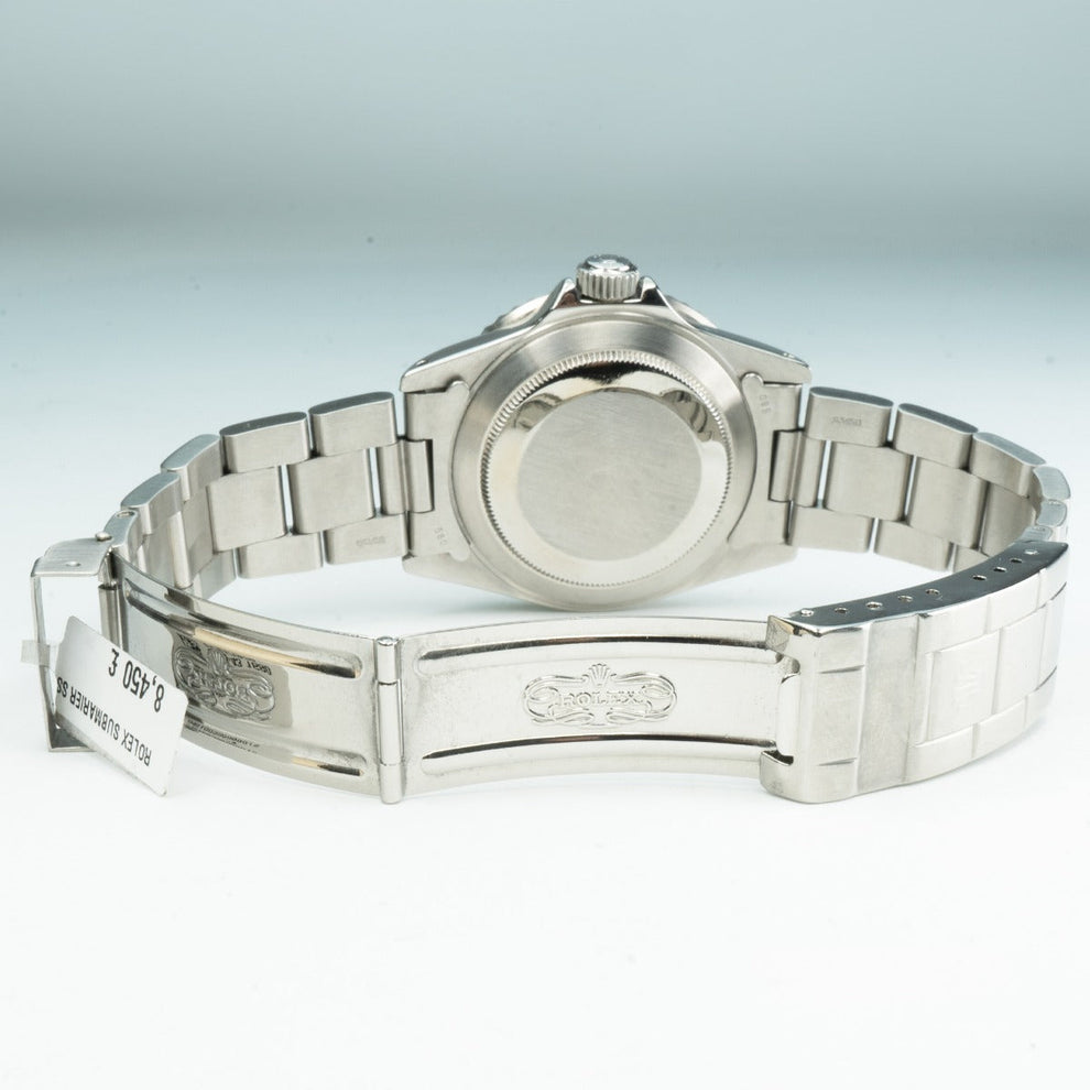 Rolex Submariner Date 16800 Oyster Bracelet Black Dial Stainless Steel 1979 Pristine Condition Bidirectional Rotating 40 Mm - product image from Im...