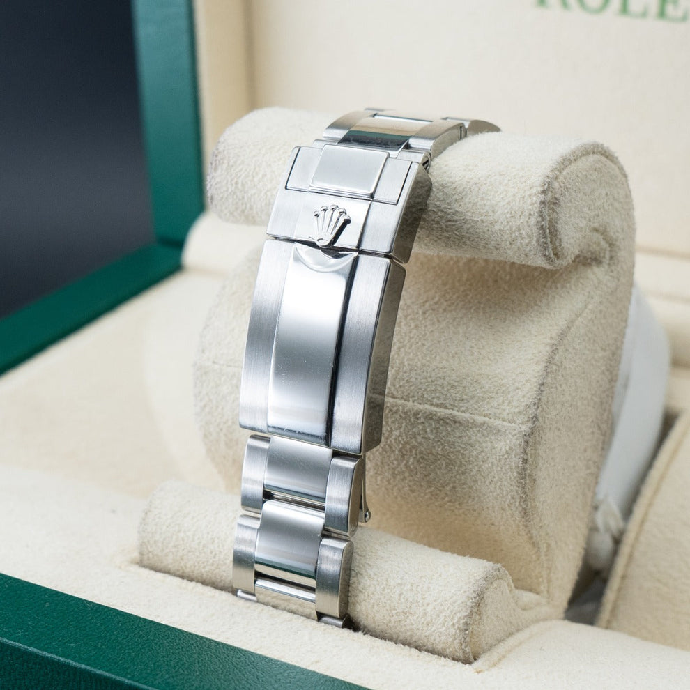 Rolex Yacht-master 40 126622 Oyster Bracelet Rhodium Dial Stainless Steel 2023 Unworn Condition Fluted Bezel 40 Mm Mechanical Watch - product image from ...