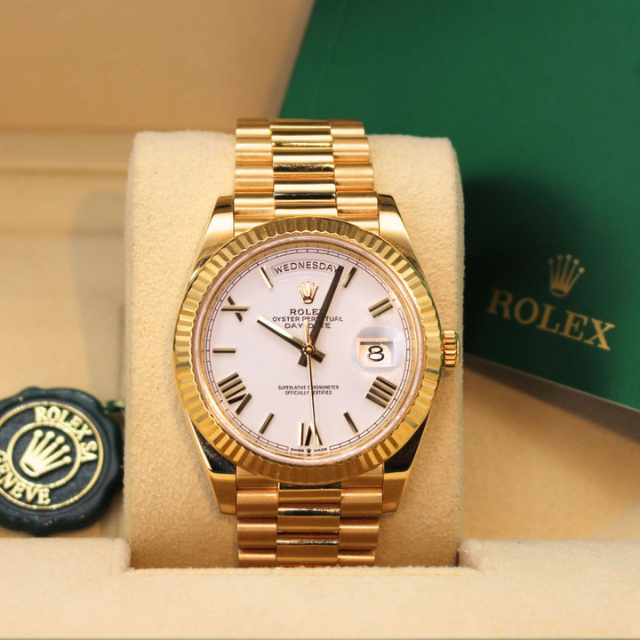 Rolex Day-Date 40 228238 White Roman Dial Yellow Gold – Full Set 2023 Unworn Condition Luxury Mechanical Watch
