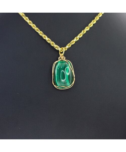 Malachite Pendant 8g